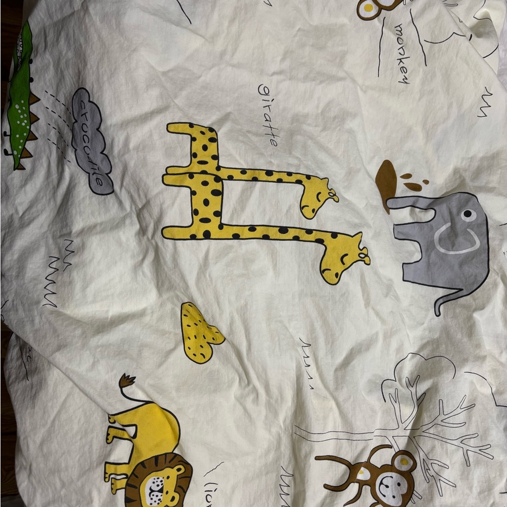 Yellow Giraffe Safari Print Crib Sheet 100% Cotton